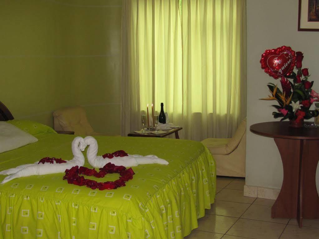 Rio Cumbaza Hotel Tarapoto Exterior foto