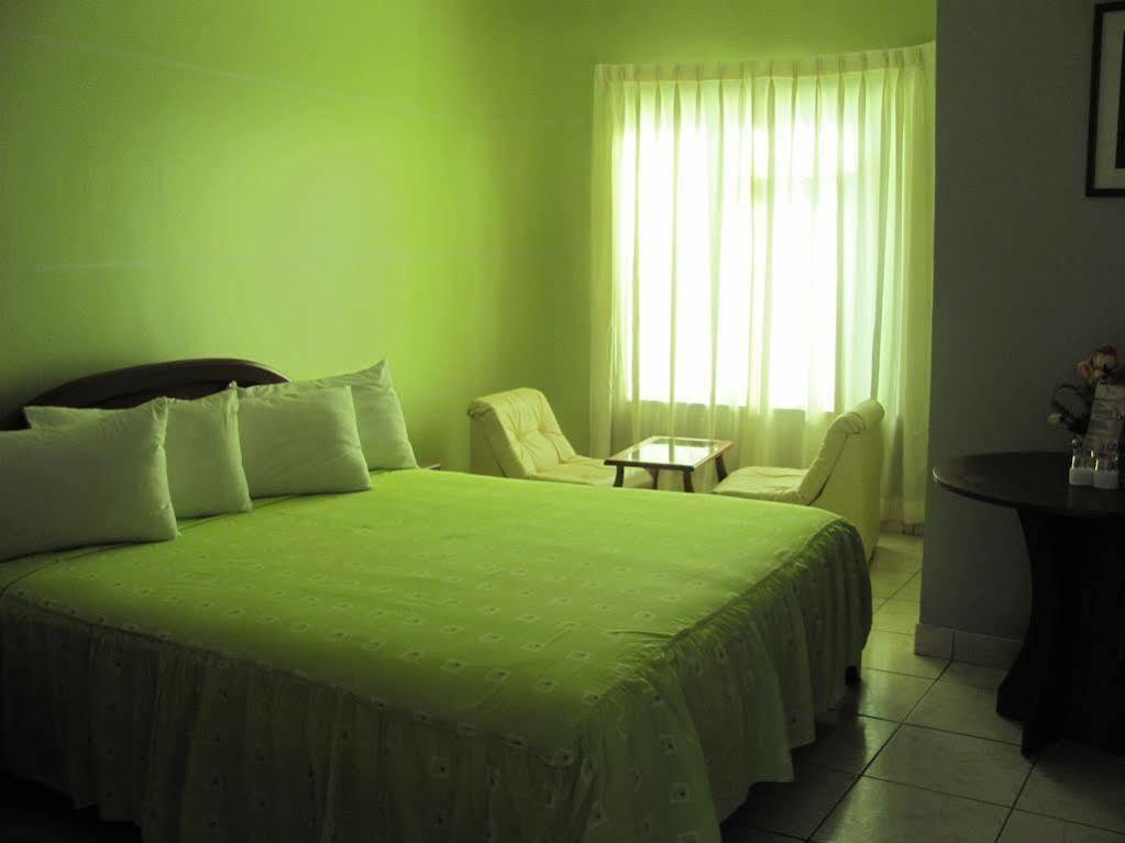 Rio Cumbaza Hotel Tarapoto Exterior foto